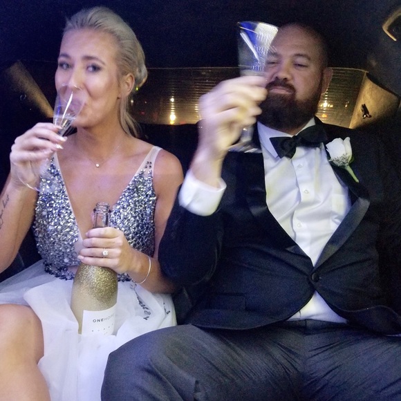 Meet your Posher, Katie 💋 - Picture 7 of 8